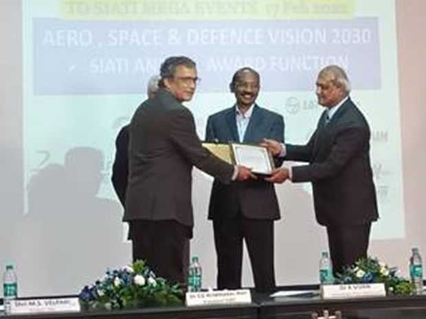 Society of Indian Aerospace Technologies & Industries (SIATI) confers Award for Excellence in Aerospace Indigenisation to DELOPT